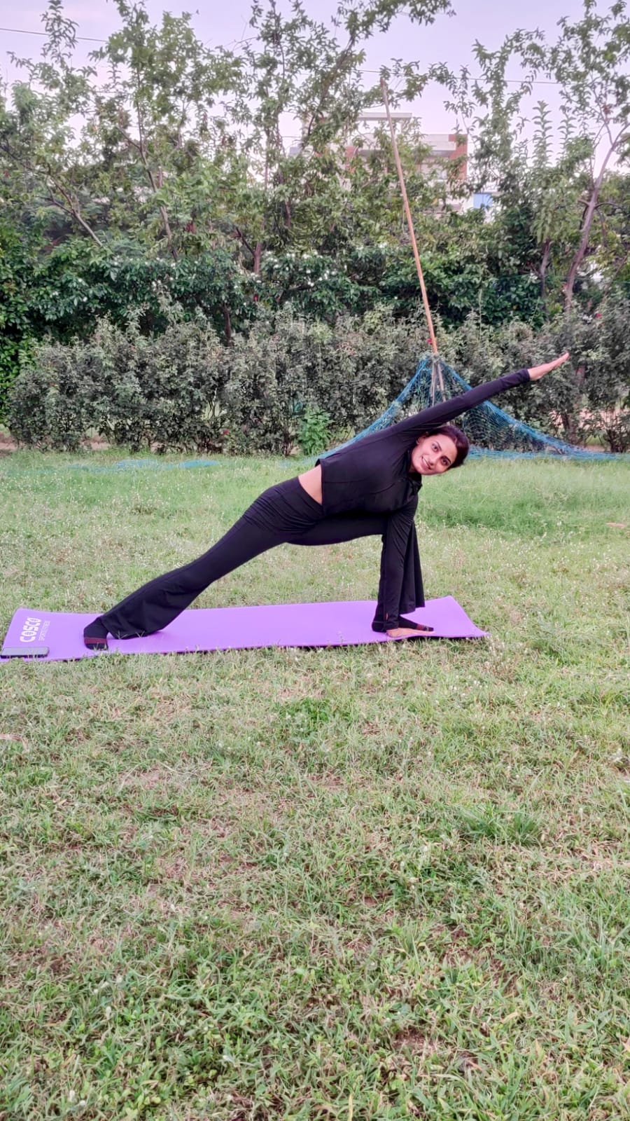Priya Sheoran in extended side angle pose
